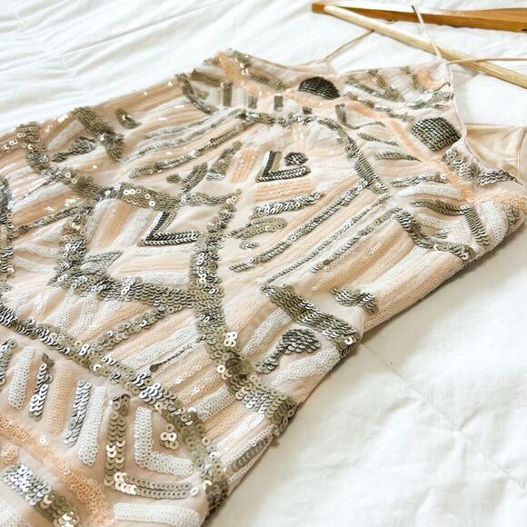 NWOT Saylor Talia Revolve Sequin Geometric Mini Dress XS Nude Sparkle Party - Picture 6 of 7